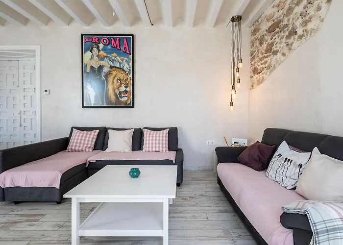 Apartment Plaza San Antonio, Casa Bugambilla