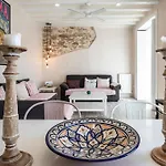 Διαμέρισμα Plaza San Antonio, Casa Bugambilla