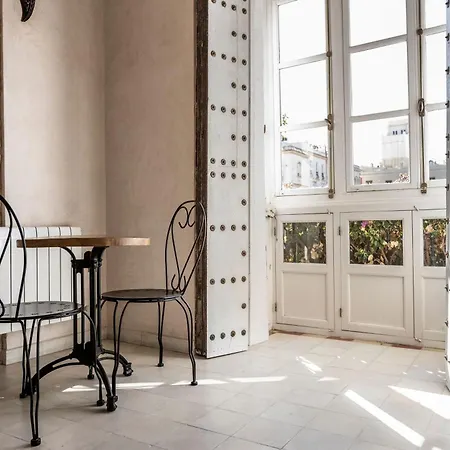 公寓 Plaza San Antonio, Casa Bugambilla 加的斯