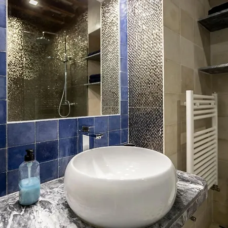 Plaza San Antonio, Casa Bugambilla 加的斯