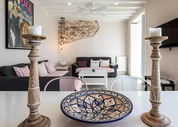 Plaza San Antonio, Casa Bugambilla